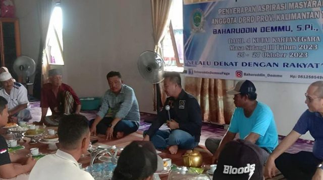 Anggota DPRD Kaltim, Baharuddin Demmu saat melakukan reses (dok. Ritmeekaltim)