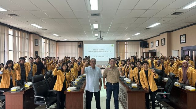 Wakil Ketua DPRD Kaltim, Seno Aji saat mengisi kuliah umum Universitas Mulawarman di DPRD Kaltim