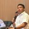 Anggota DPRD Kaltim Syafruddin saat diskusi dengan mahasiswa Universitas Mulawarman. (dok. pribadi)