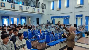 KPU Bontang Sosialisasikan Pentingnya Hak Pilih bagi Pemilih Pemula di SMAN 1