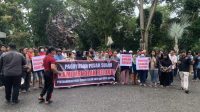 Paguyuban Pedagang Pasar Subuh di Kota Samarinda lakukan unjuk rasa (dok: ritme)