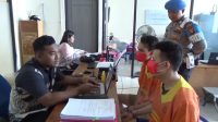 Satuan Reserse Narkoba (Satreskoba) Polresta Balikpapan berhasil meringkus dua orang pemuda masing-masing R (32) dan A (28) yang nekat mengedarkan pil ekstasi jenis rolex dan adidas di Kota Balikpapan.