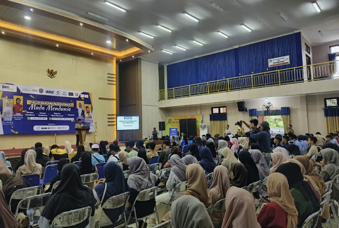 Lembaga Amil Zakat BMBU Kota Bontang Beri Bantuan Sektor Pendidikan