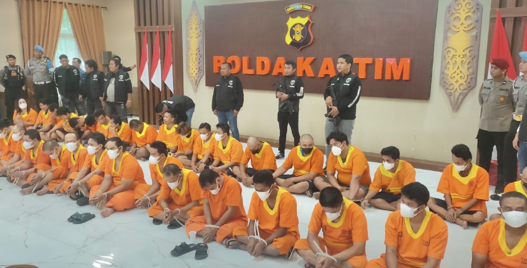 Para tersangka pelaku kejahatan premanisme