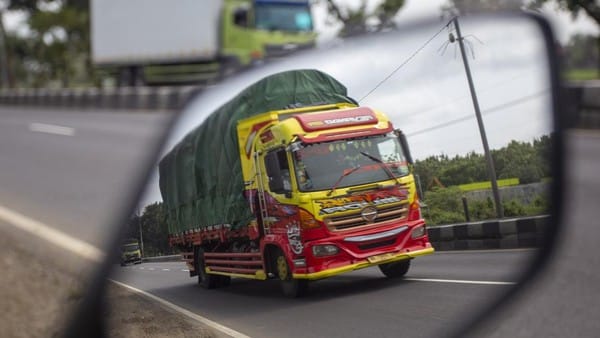 Konsultasi publik Raperda LLAJ membahas pengaturan angkutan material dan kepastian usaha bagi pelaku logistik di Bontang.(dok: ritmee)