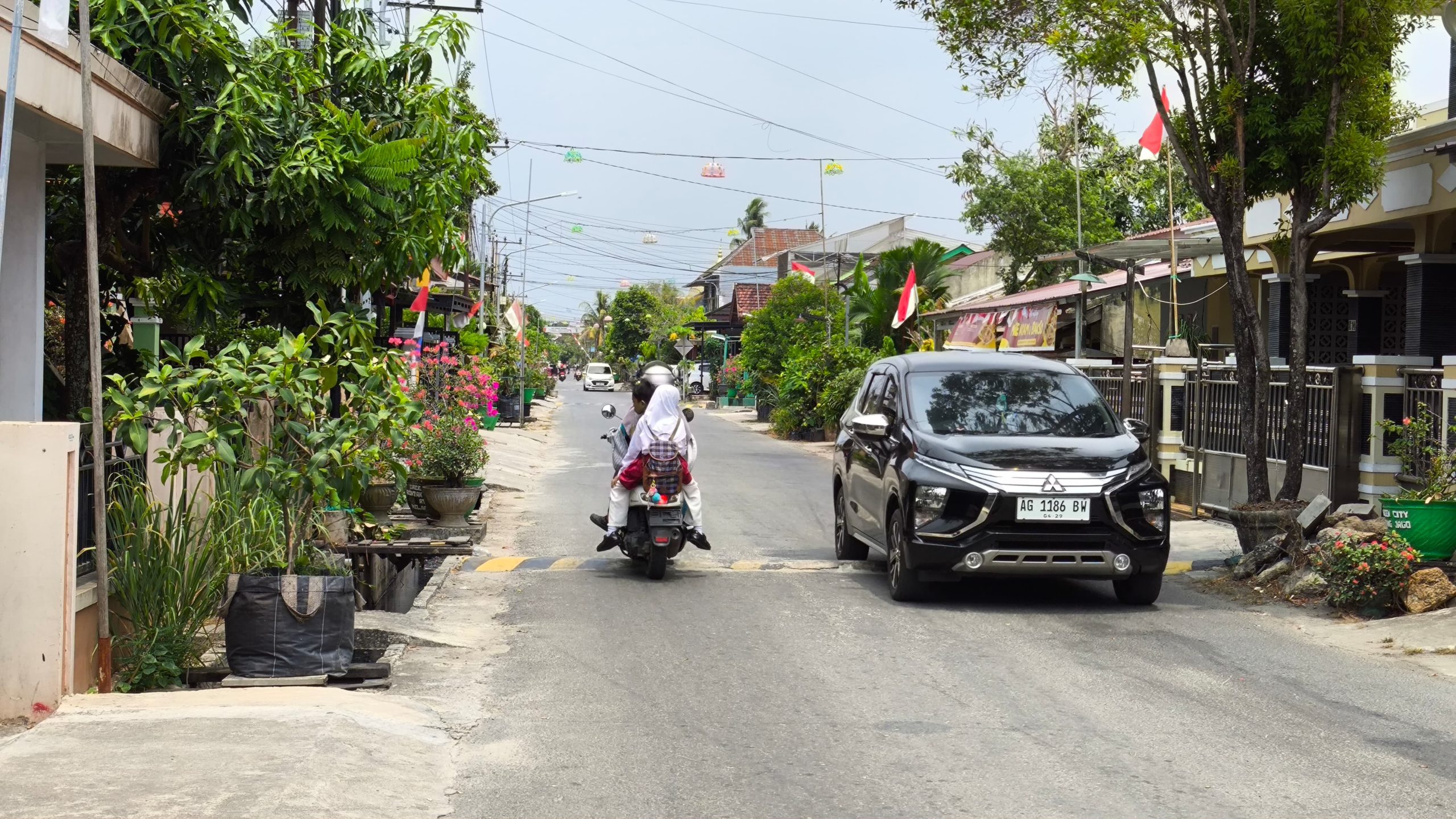 Polisi tidur di salah satu jalan di Kota Bontang menjadi perhatian masyarakat dan legislatif