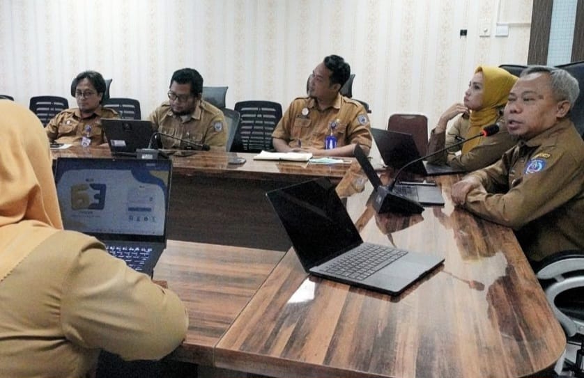 Bapperida Kota Bontang melakukan reviu Peraturan Wali Kota tentang Satu Data (foto:ist)